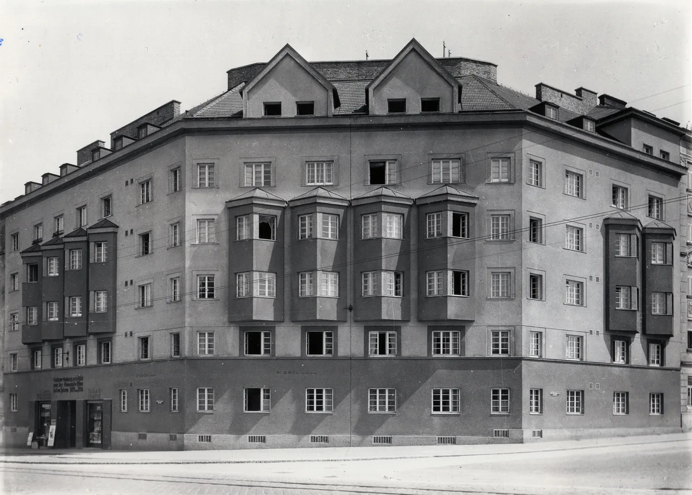 Wohnhausanlage „Triester Straße 75–77“ Büro Bietenhader Moroder 13